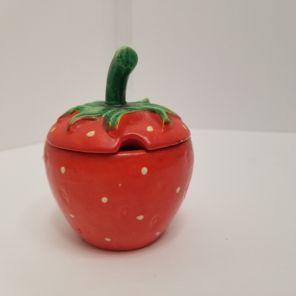 Vintage Kitchen Vintage Ceramic Strawberry Sugar Bowl Poshmark